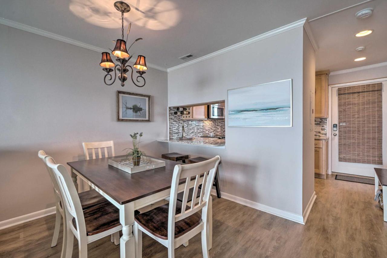 Beachfront Condo With Unobstructed Ocean Views! Oak Island Kültér fotó