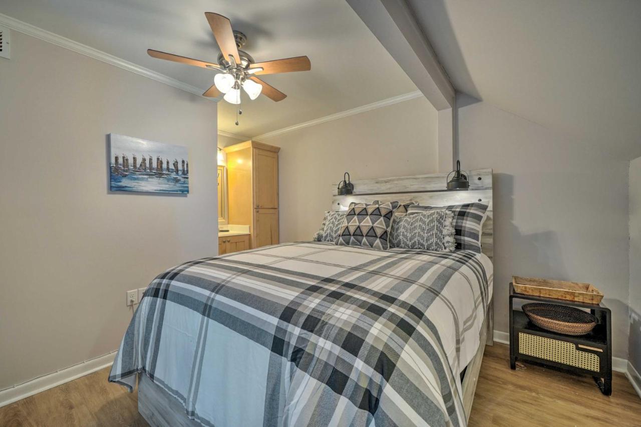 Beachfront Condo With Unobstructed Ocean Views! Oak Island Kültér fotó